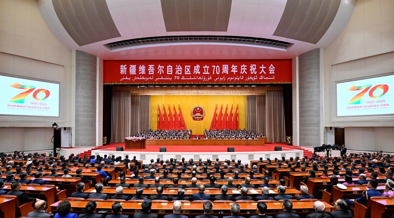 习近平新疆大会3.JPG
